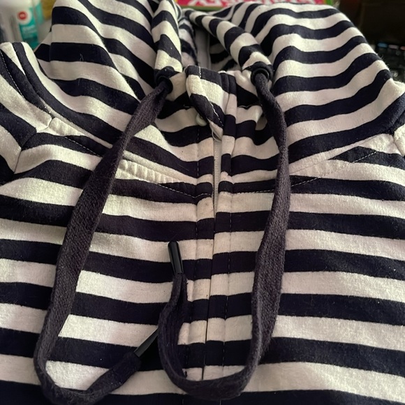 Gap athletic striped hoodie - Picture 9 of 10